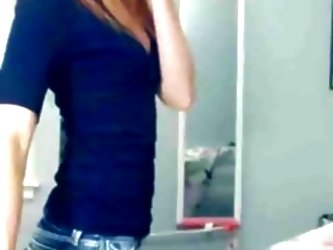 Hot Teen Dancing On Cam Contesta...