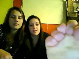 Several Kinky Girls Show Their Tootsies. They Are Ready To Give You Best Ever Foot Job. Just Click Here And Enjoy Bare Feet Of Sweet Looking Amateur C