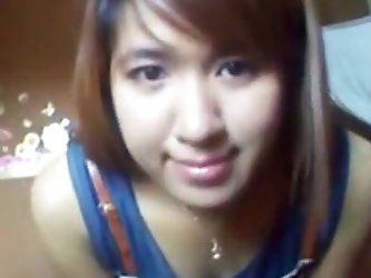 Malaysian Girl Proudly Shows Off How Wet Her Hairy Pussy Is !!!
